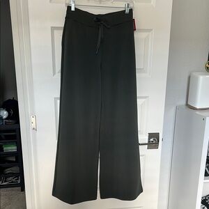 Spanx Women's Air Essentials Wide-Leg Pant